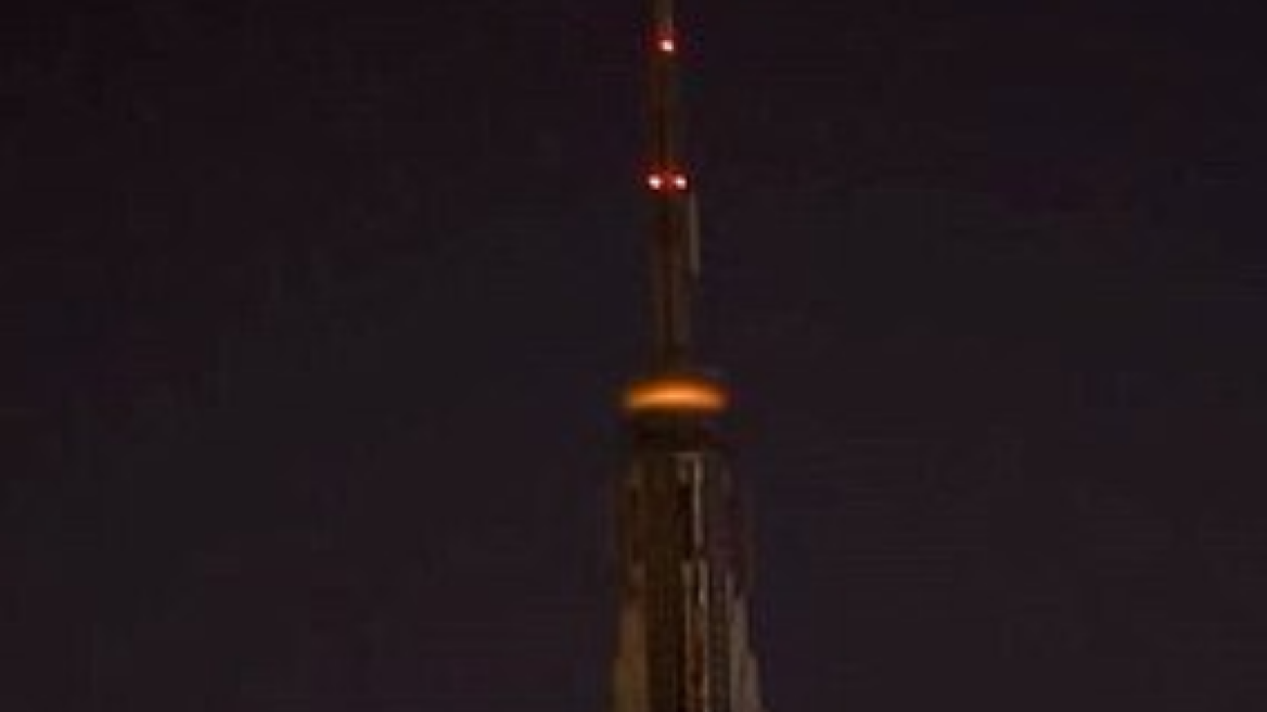 Σκοτάδι στο Empire State Building στη μνήμη των θυμάτων από το μακελειό στη Φλόριντα